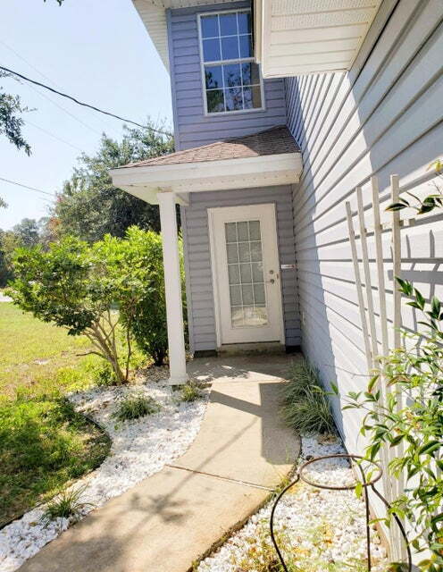17 6th Ave in Shalimar, FL - Building Photo - Building Photo