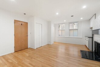 103 Marlborough St, Unit 2 in Boston, MA - Foto de edificio - Building Photo