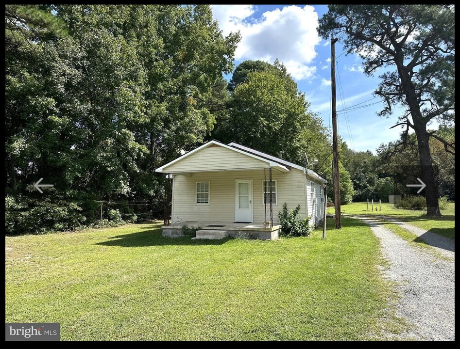12655 Greensboro Rd in Greensboro, MD - Building Photo