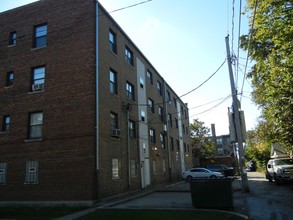 7700 S Jeffery Blvd in Chicago, IL - Building Photo - Building Photo