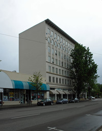 Benton Plaza in Corvallis, OR - Foto de edificio - Building Photo