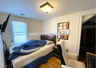 20 Sunset St, Unit 3 in Boston, MA - Building Photo - Building Photo