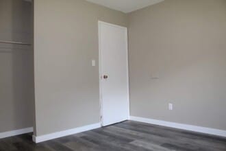 Mainstreet on 33rd in Saskatoon, SK - Building Photo - Building Photo