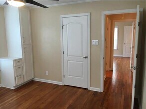 1530 Welch St in Houston, TX - Foto de edificio - Building Photo