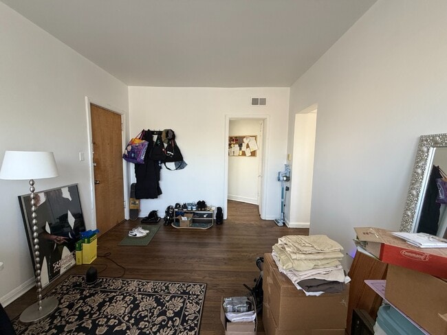 property at 7529 N Rogers Ave