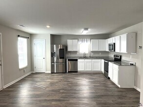 107 Cold Creek Pkwy in Macon, GA - Building Photo - Building Photo