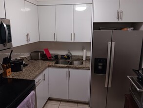 8752 SW 12th St in Miami, FL - Building Photo - Building Photo