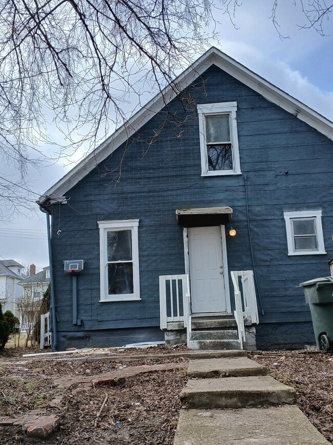 property at 2100 Wayne Ave