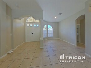 1504 Canoe Dr in Lutz, FL - Building Photo - Building Photo