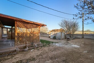 1700 Gschwind Pl SW in Albuquerque, NM - Building Photo - Building Photo