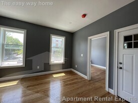 339 Cambridge St in Cambridge, MA - Building Photo