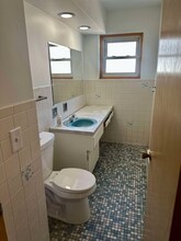 4431 N Newcastle Ave in Harwood Heights, IL - Building Photo - Building Photo