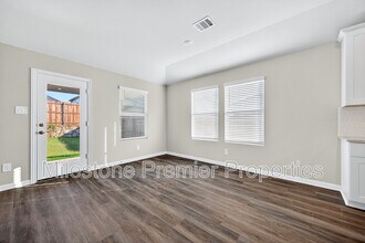 2121 Gustavus Dr in Sherman, TX - Building Photo - Building Photo