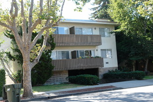 Douglas Avenue Apartments in Burlingame, CA - Building Photo