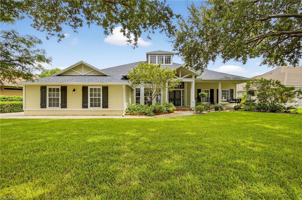 11592 Timberline Cir in Ft. Myers, FL - Building Photo