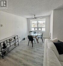 77 Base Line Rd W in London, ON - Building Photo - Building Photo