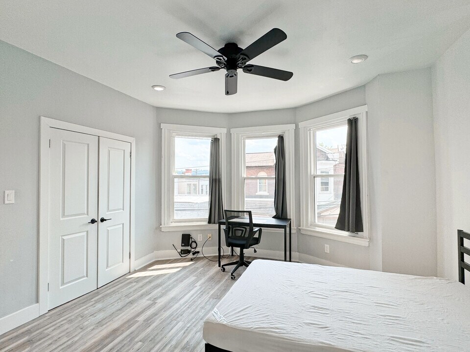 361 Ophelia St in Pittsburgh, PA - Building Photo