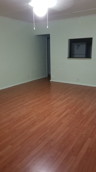 25 SW 10th St in Dania Beach, FL - Building Photo