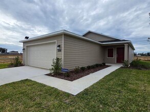 8066 SW 44th Terrace in Liberty Triangle, FL - Building Photo - Building Photo