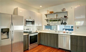4214 S Trenton St in Seattle, WA - Building Photo - Building Photo