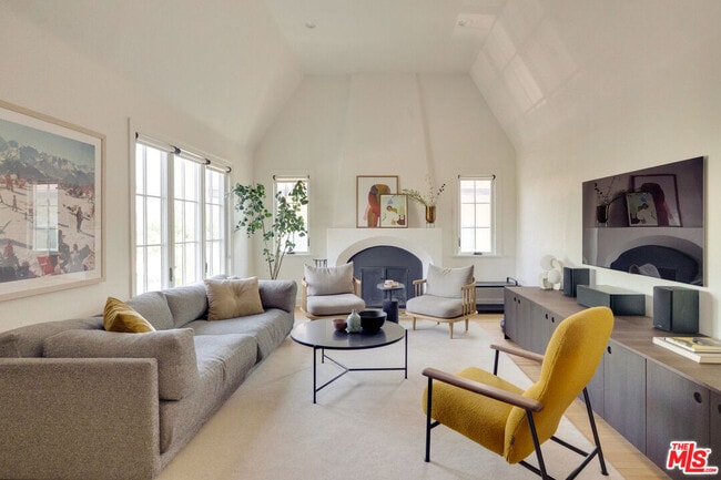 4145 Somers Ave in Los Angeles, CA - Building Photo - Building Photo