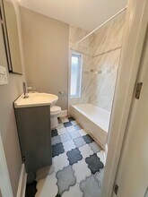 8133 Laramie Ave in Skokie, IL - Building Photo - Building Photo