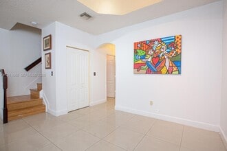 16618 NW 73rd Ave in Miami Lakes, FL - Building Photo - Building Photo