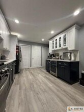 44 Wisteria Ct in Monmouth Junction, NJ - Building Photo - Building Photo