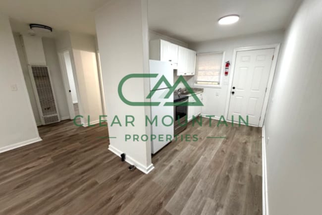 212 Victor Ct in Greer, SC - Building Photo - Building Photo