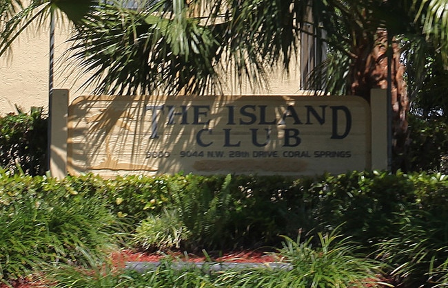 Island Club - 9000 NW 28th Dr Coral Springs, FL 33065