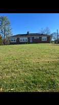 4732 W Beaver Creek Dr in Powell, TN - Building Photo