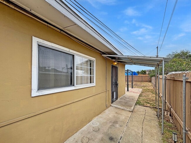 3625 Joplin Ave in San Diego, CA - Building Photo - Building Photo