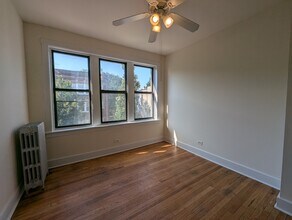 1532 N Kedzie Ave in Chicago, IL - Building Photo - Building Photo