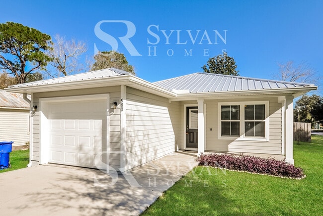 980 S Whitney St in St. Augustine, FL - Building Photo - Building Photo