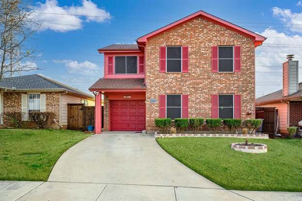 property at 4624 Mar Vista Trail
