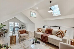 901 Argonne Ave NE in Atlanta, GA - Building Photo