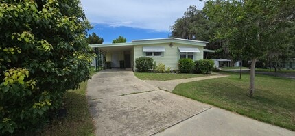 2601 Houston Pl in Leesburg, FL - Building Photo - Building Photo