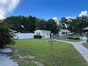 1920 NW 18th St in Crystal River, FL - Building Photo - Building Photo