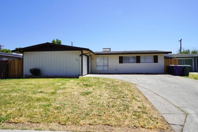 property at 3812 Floral Dr
