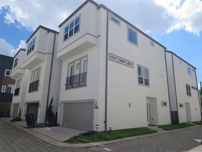 409 N Nagle St in Houston, TX - Foto de edificio - Building Photo