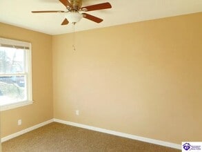 700 Westport Rd in Elizabethtown, KY - Building Photo - Building Photo