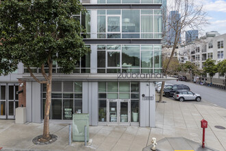 200 Brannan St in San Francisco, CA - Building Photo - Building Photo