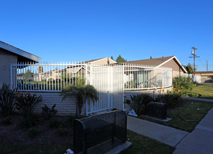 O.C. Apartments in Santa Ana, CA - Building Photo - Building Photo