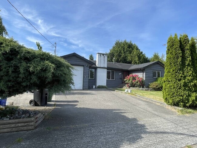 property at 11720 Seacliff Rd