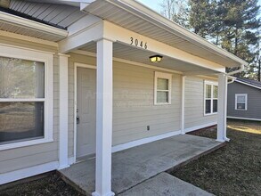 3046 Embry Way SE in Atlanta, GA - Building Photo - Building Photo