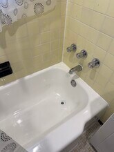 6605 39E Av in Montréal, QC - Building Photo - Building Photo