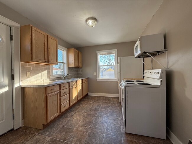 1013 11th Ave SW in Austin, MN - Building Photo - Building Photo