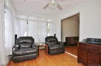 123 Pine St-Unit -1 in Greenwich, CT - Building Photo - Building Photo