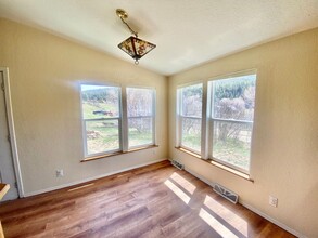 230 Chambers Pl in Pagosa Springs, CO - Building Photo - Building Photo