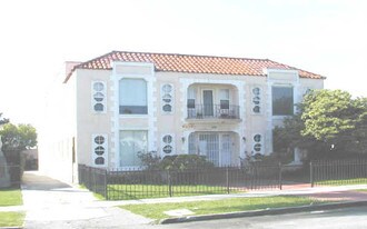 3035 West Blvd in Los Angeles, CA - Building Photo